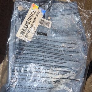 Fashion Nova Lightwash Jeans Size 15